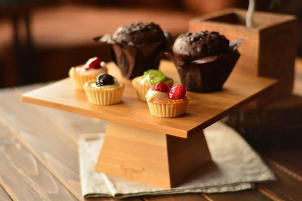 Rafael Ayaklı Sunum Kare